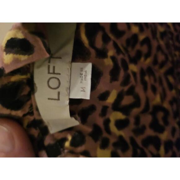 Loft - long sleeve blouse shirt M - animal print - back neck button  - EUC - Picture 2 of 4